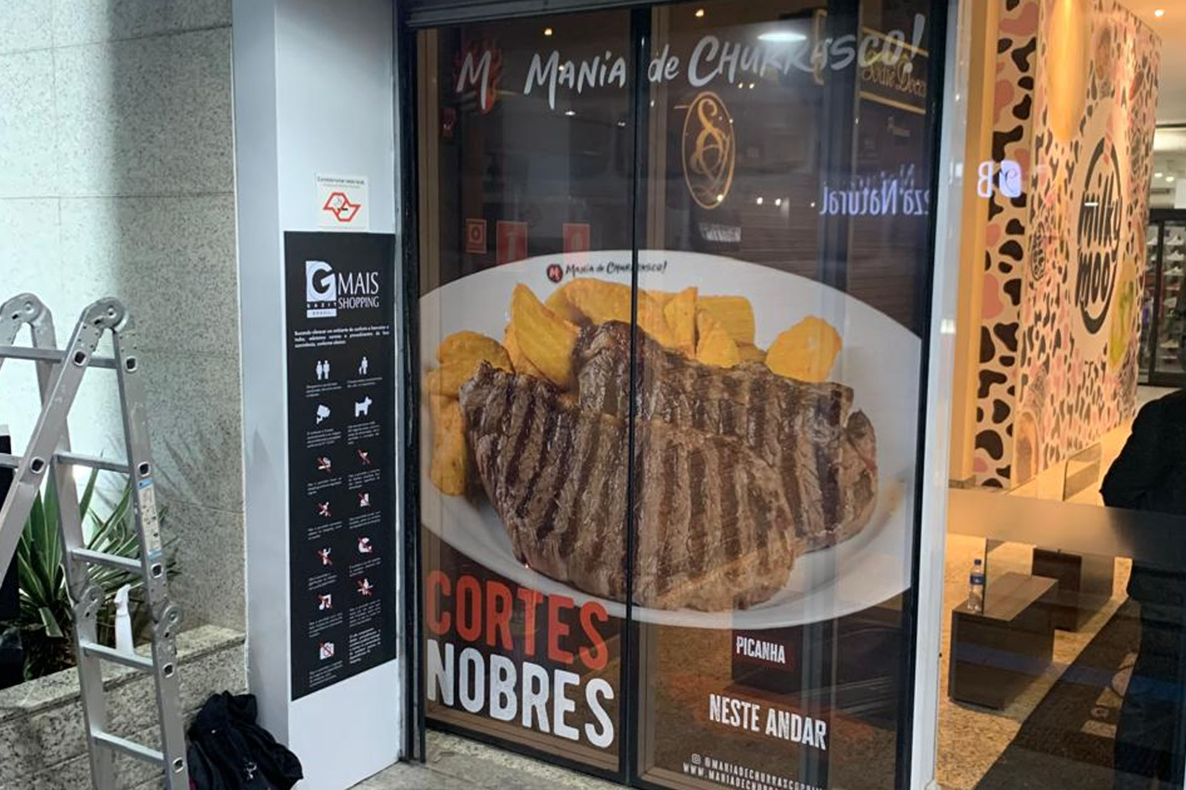 Adesivo para Tapume