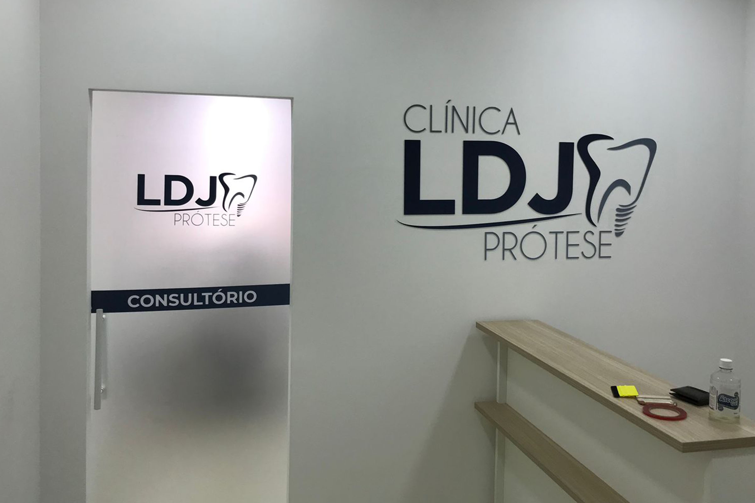 Adesivo para Tapume